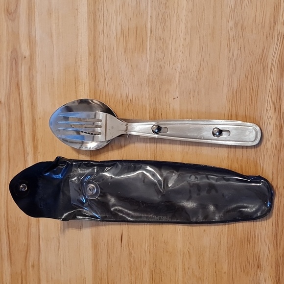 Lunchbox/Camping utensil set. Stainless steel is in GUC. With plastic snap pouch - Picture 2 of 5